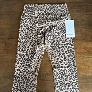 LULULEMON ALIGN HR CROP PANT 21" SIZE 8 TRUE LEOPARD MULTI NEW